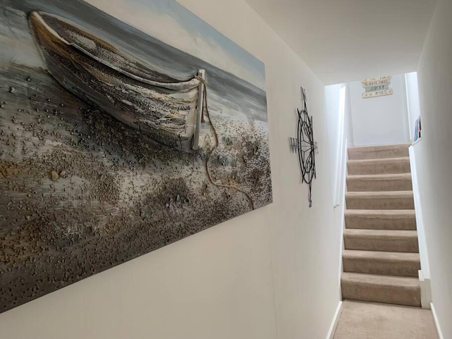 Lovely 2 Bedroom Modern Loft Apartment Sea View Morecambe Eksteriør bilde