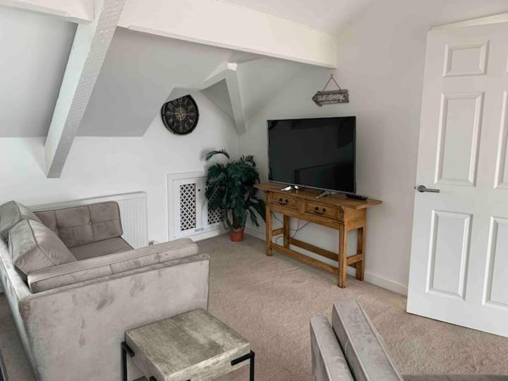 Lovely 2 Bedroom Modern Loft Apartment Sea View Morecambe Eksteriør bilde