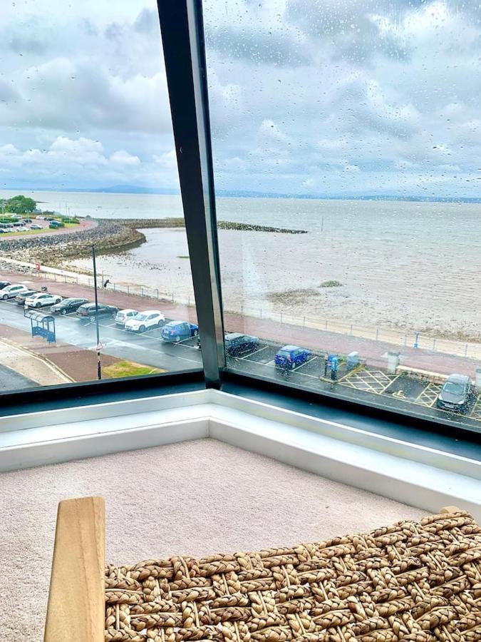 Lovely 2 Bedroom Modern Loft Apartment Sea View Morecambe Eksteriør bilde